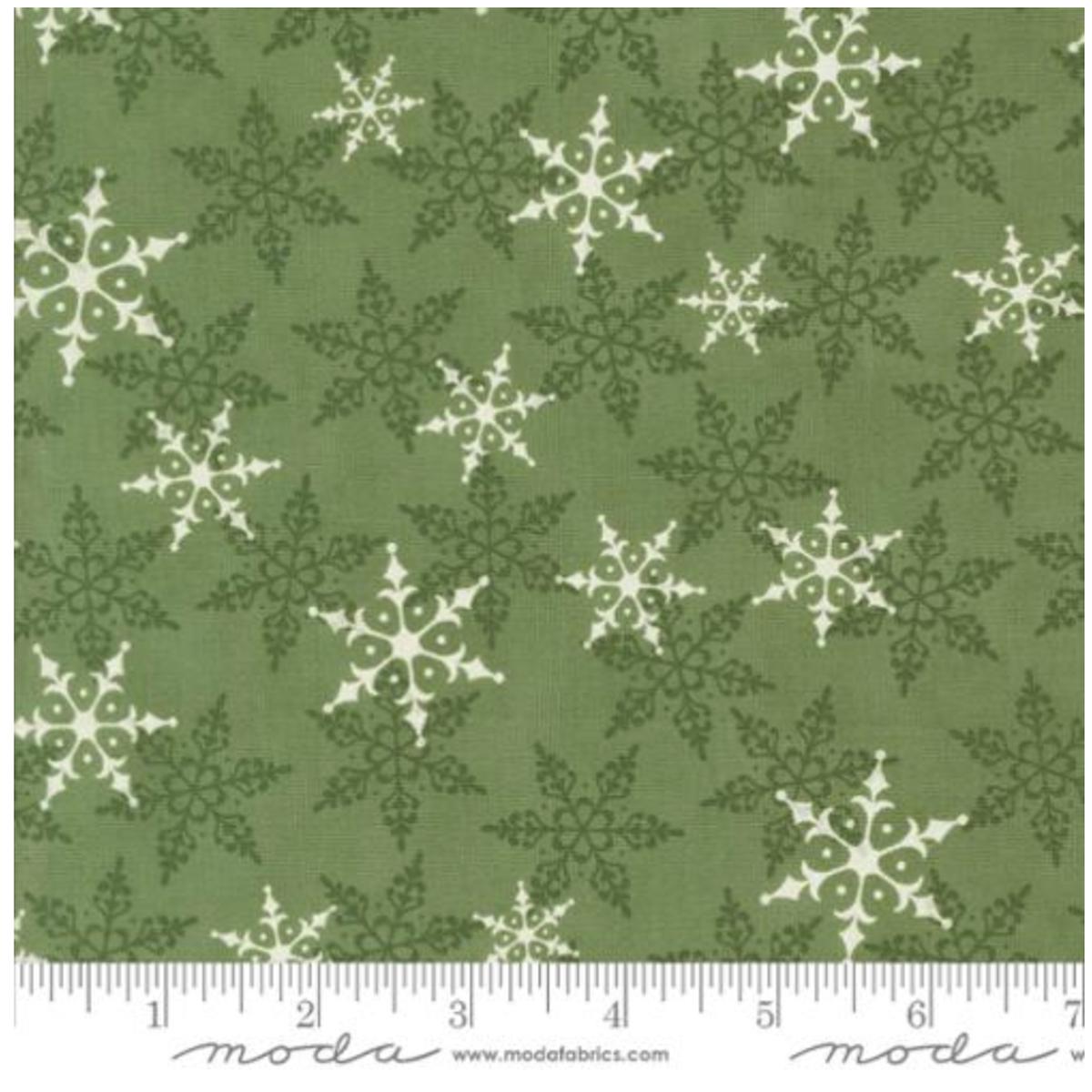 Winter Friends-Falling Snow-Pine