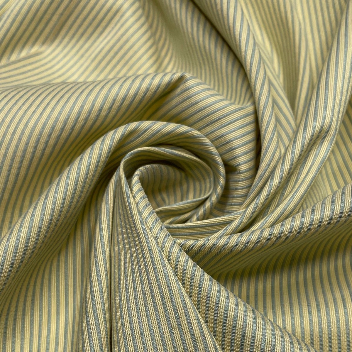 Training Lions - Poly Woven - Light Yellow/Blue Stripes - 1.65M Bundle
