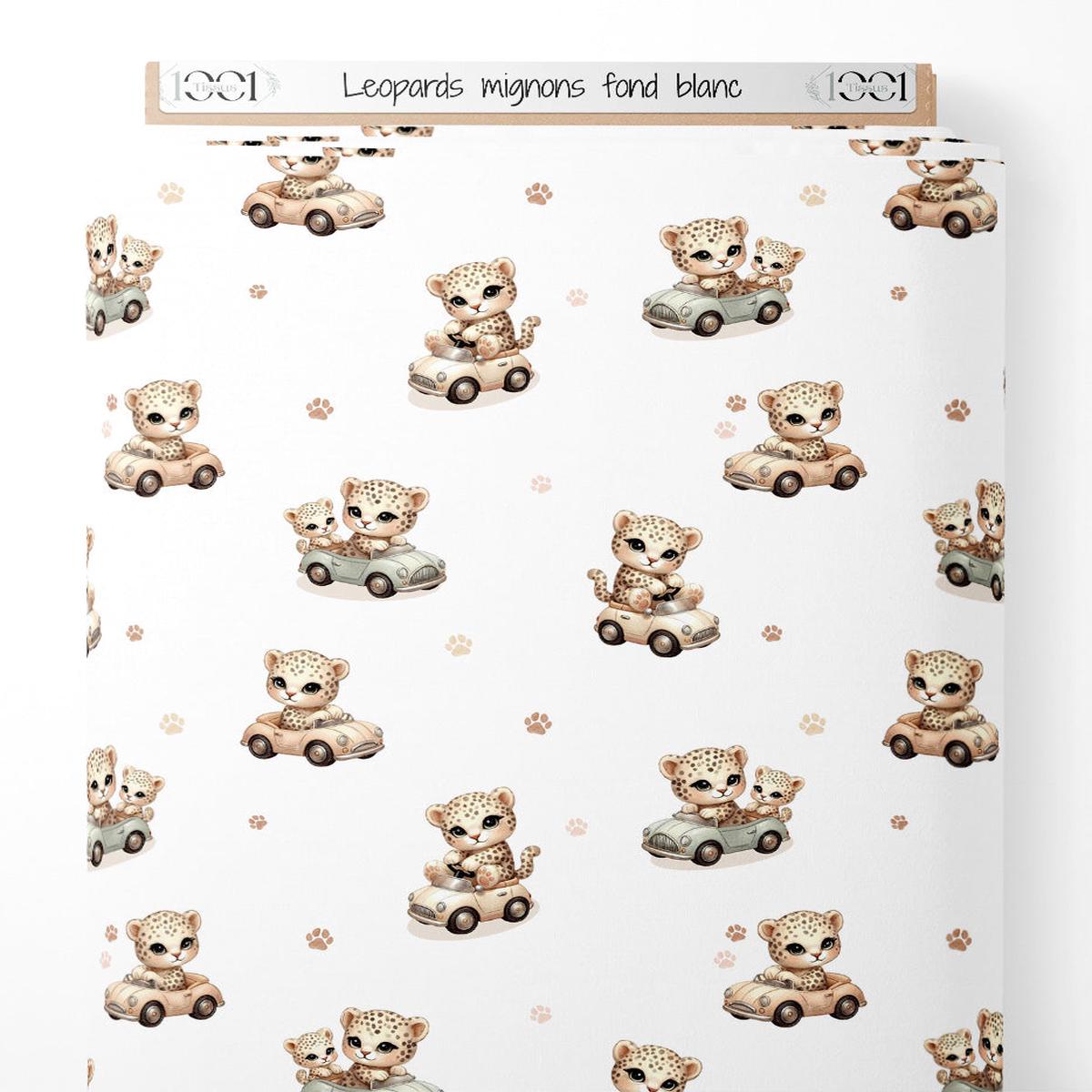 Tissu - Lopards mignons sur fond blanc