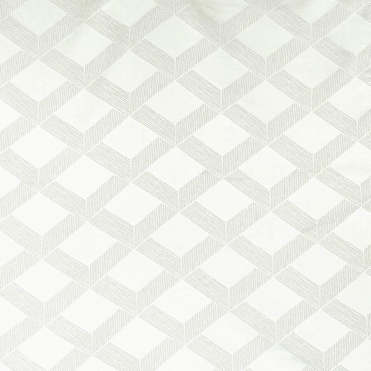 CHANTILLY 2 PLATINUM