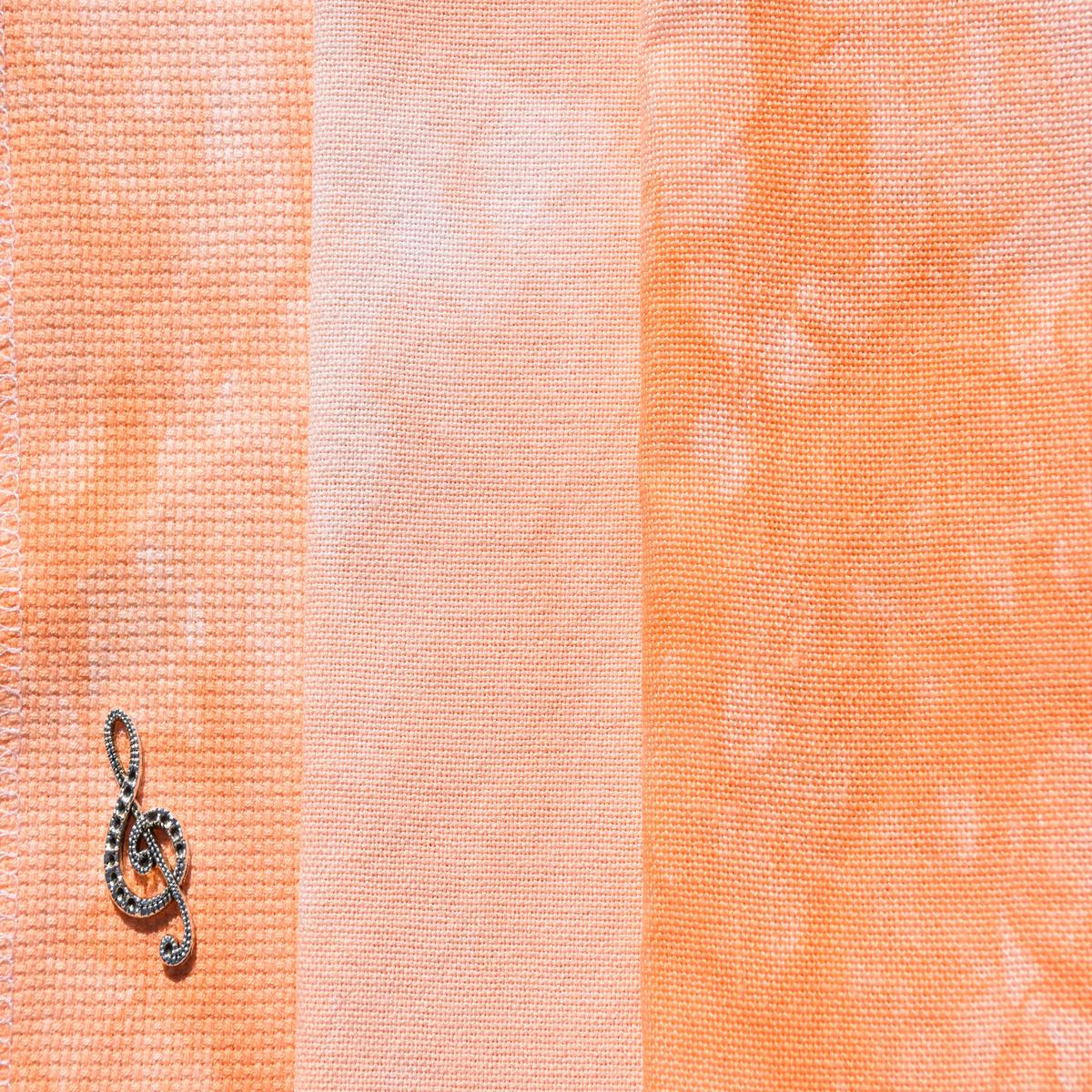 Tiger Lily (May 2025 Color FOTM) - Fat Half | Aida | 16 ct