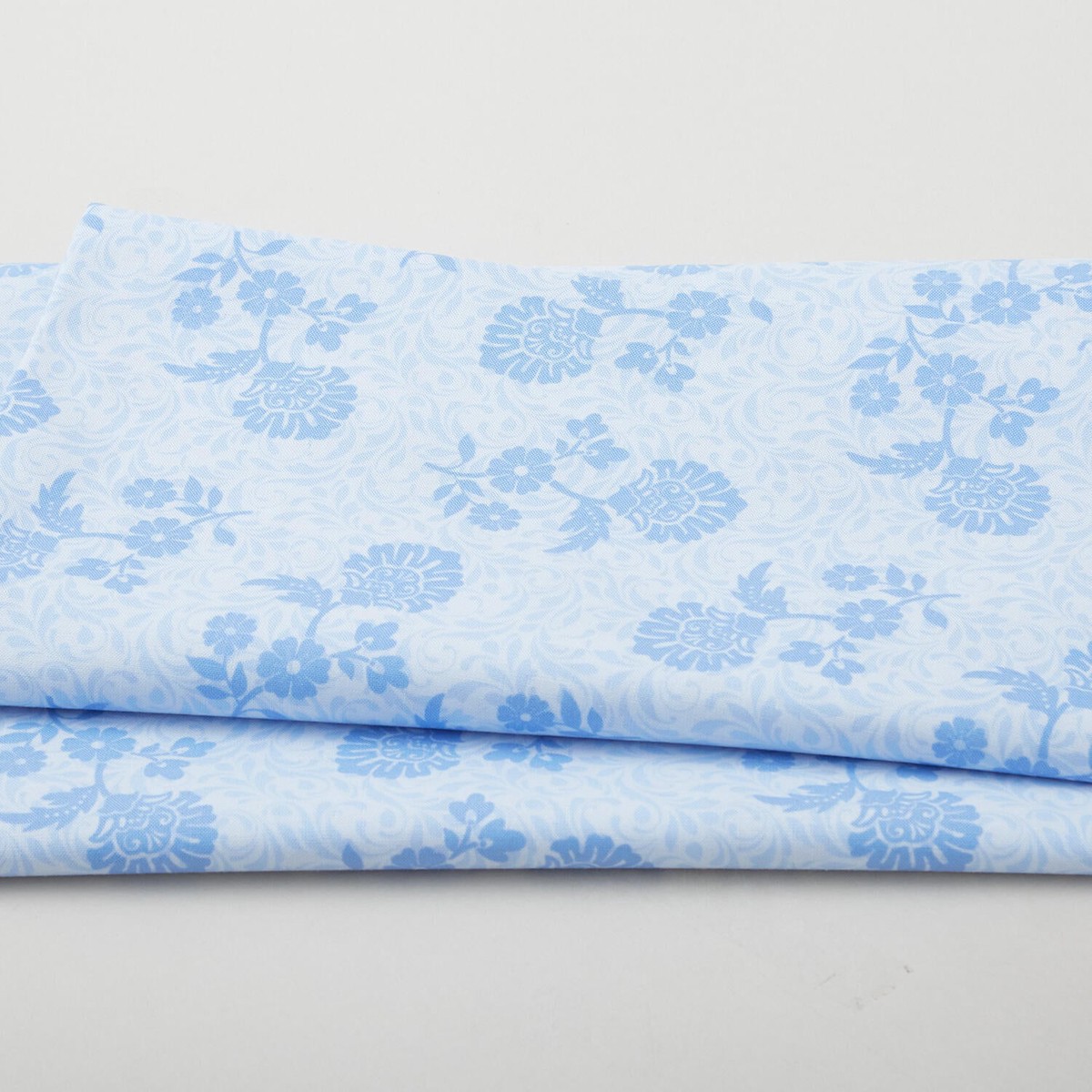 French Romance - Sophie Sky 2 Yard Cut