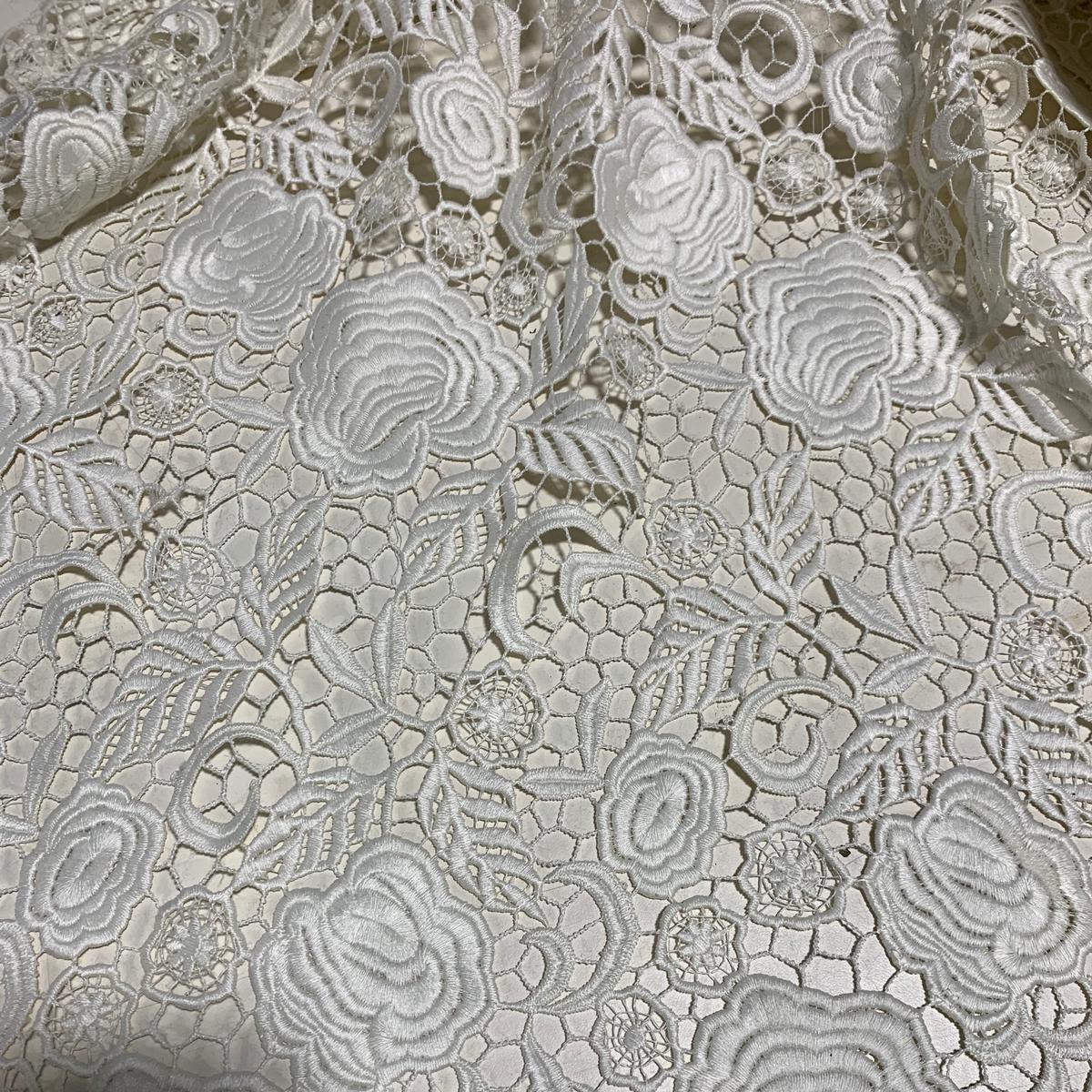 Ivory Roses Floral - Schiffli Lace Fabric - By the Yard (45 inches wide)