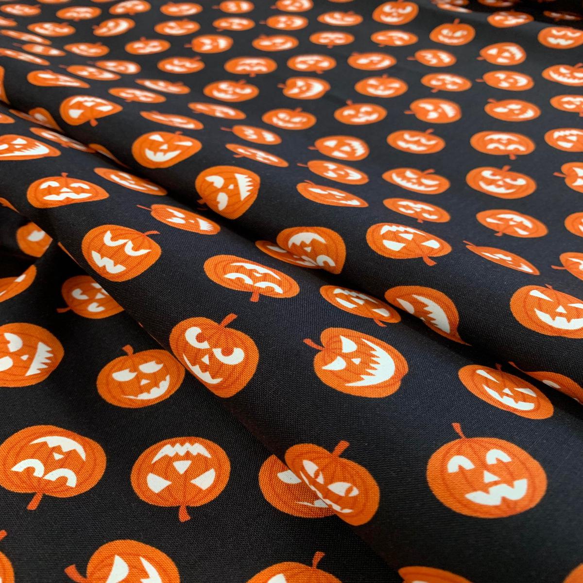 Jack-O-Lanterns Haunted House Glow in the Dark - Lewis & Irene Cotton Fabric