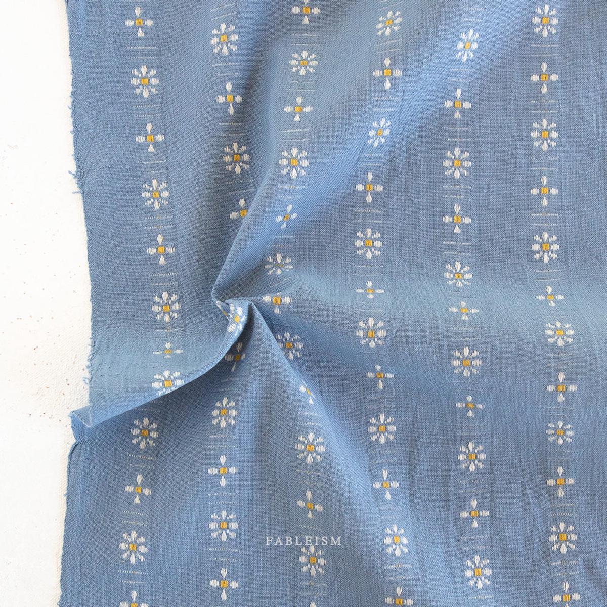 Forest Forage - Daisies in Stone Blue | FOR-DAI-22-STONE-BLUE