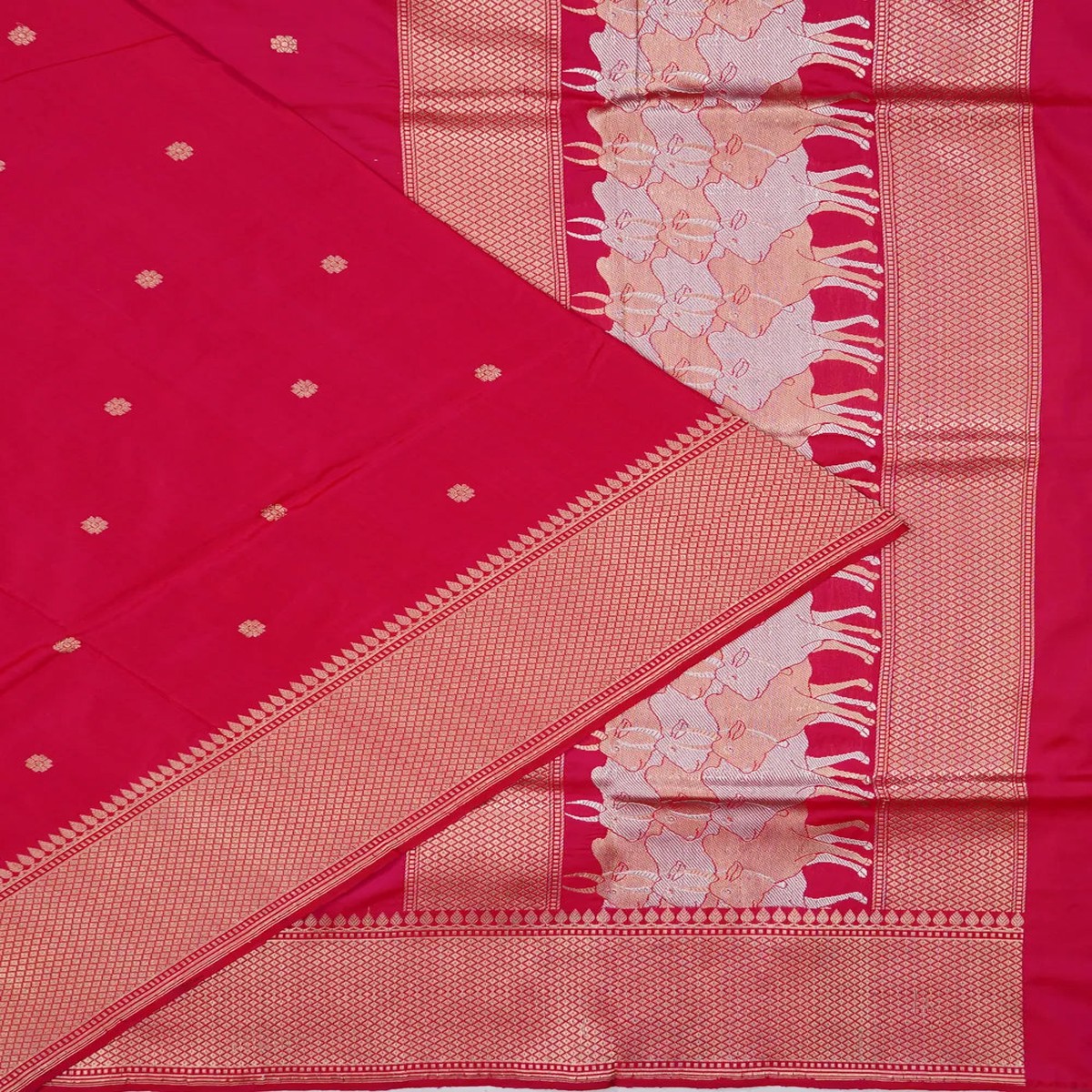 Banarasi Silk Kadwa Butta Red Saree With Pichwai Pallu