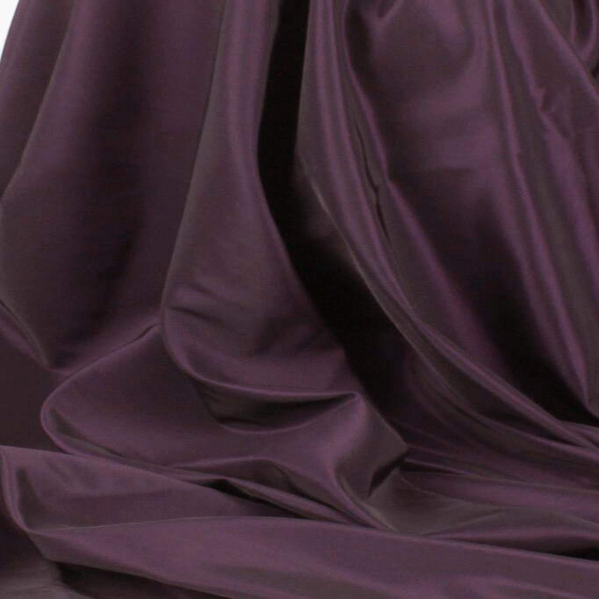 Two-Tone Taffeta Dark Plum