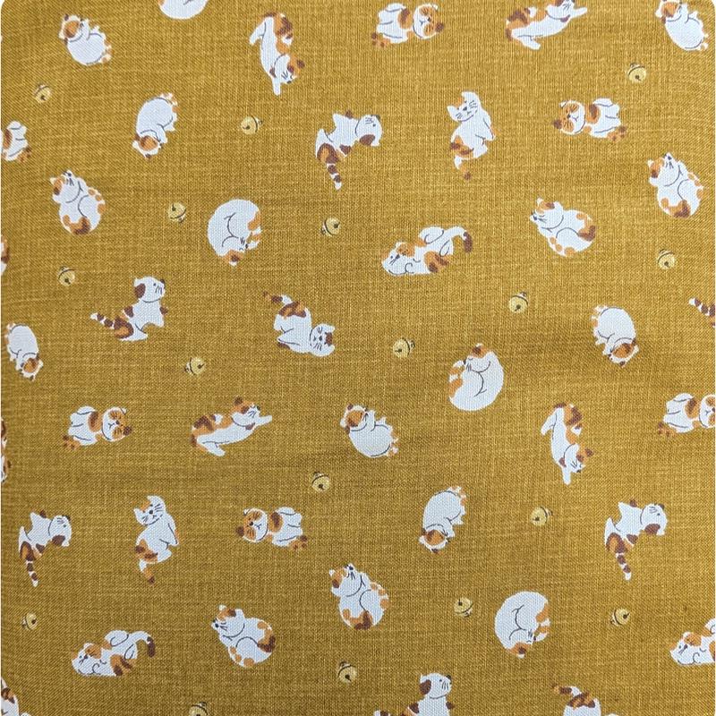 Japanese Imported Quilt Fabric - Sevenberry Cats in Gold - 88234 D4-3