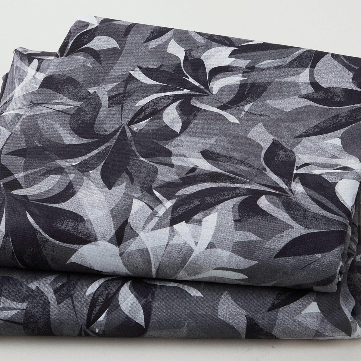 Shadow Leaves 108" - Shadow Leaves Black 3 Yard Cut
