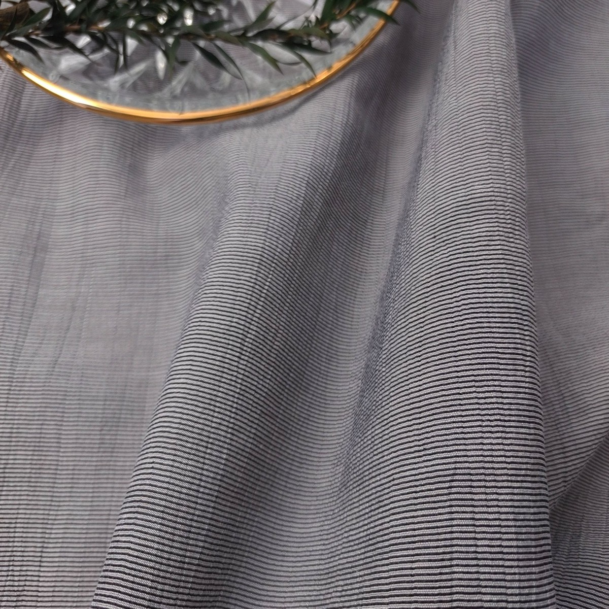 Bamboo mixed fabric with crease effect 4055
