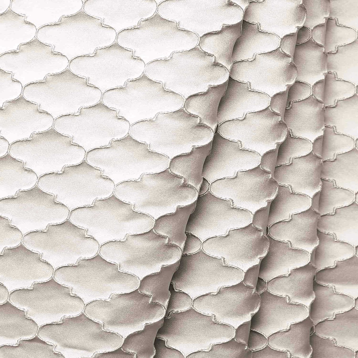 'Soft Glance' Fabric by the Metre (Seashell Ivory)