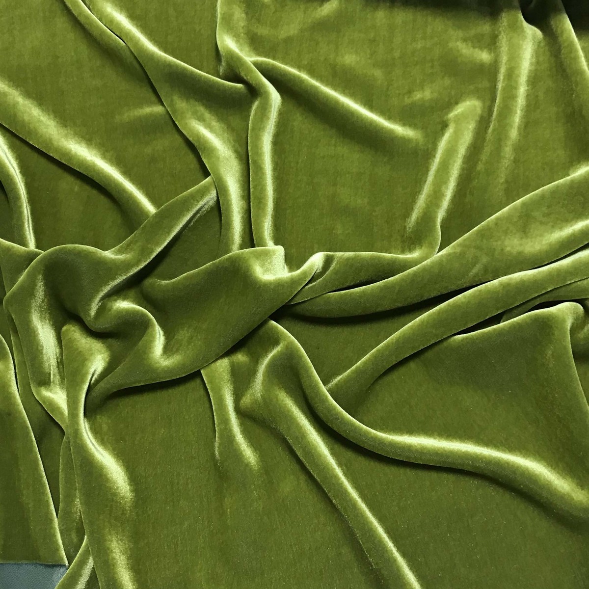 Iridescent Yellow Green - Silk Velvet