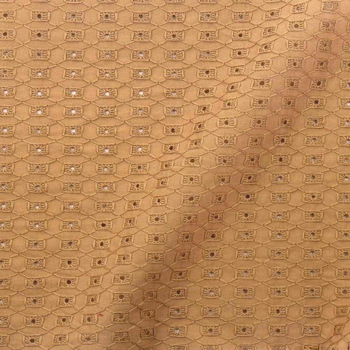Square Eyelet Desert