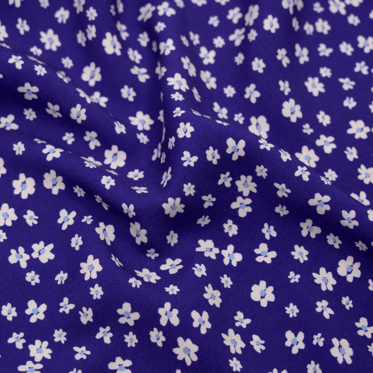 Daisy Daydream Viscose Challis - Azure/Ivory