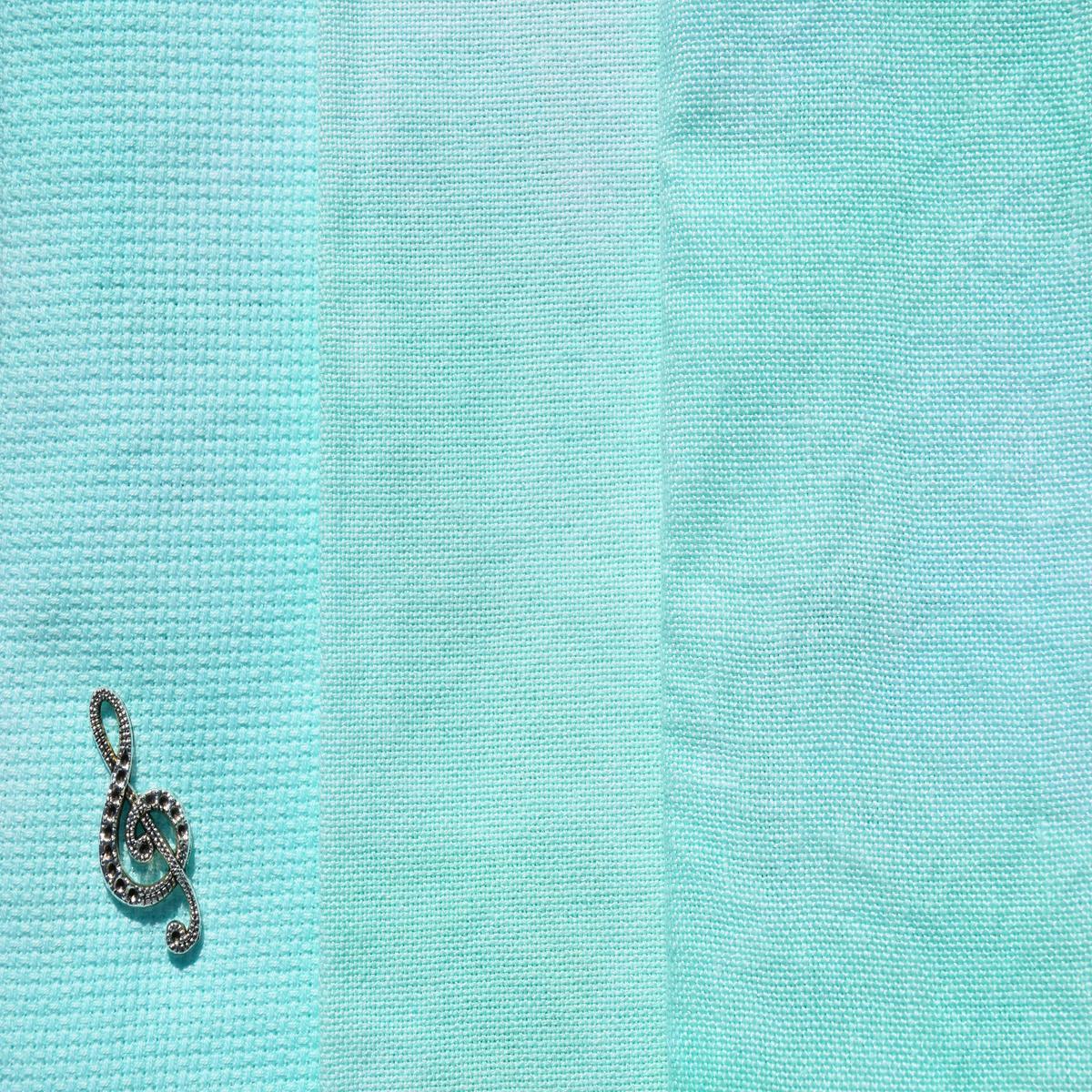 Robin's Egg (March 2024 Color FOTM) - Full Yard | Opalescent Linen | 28 ct