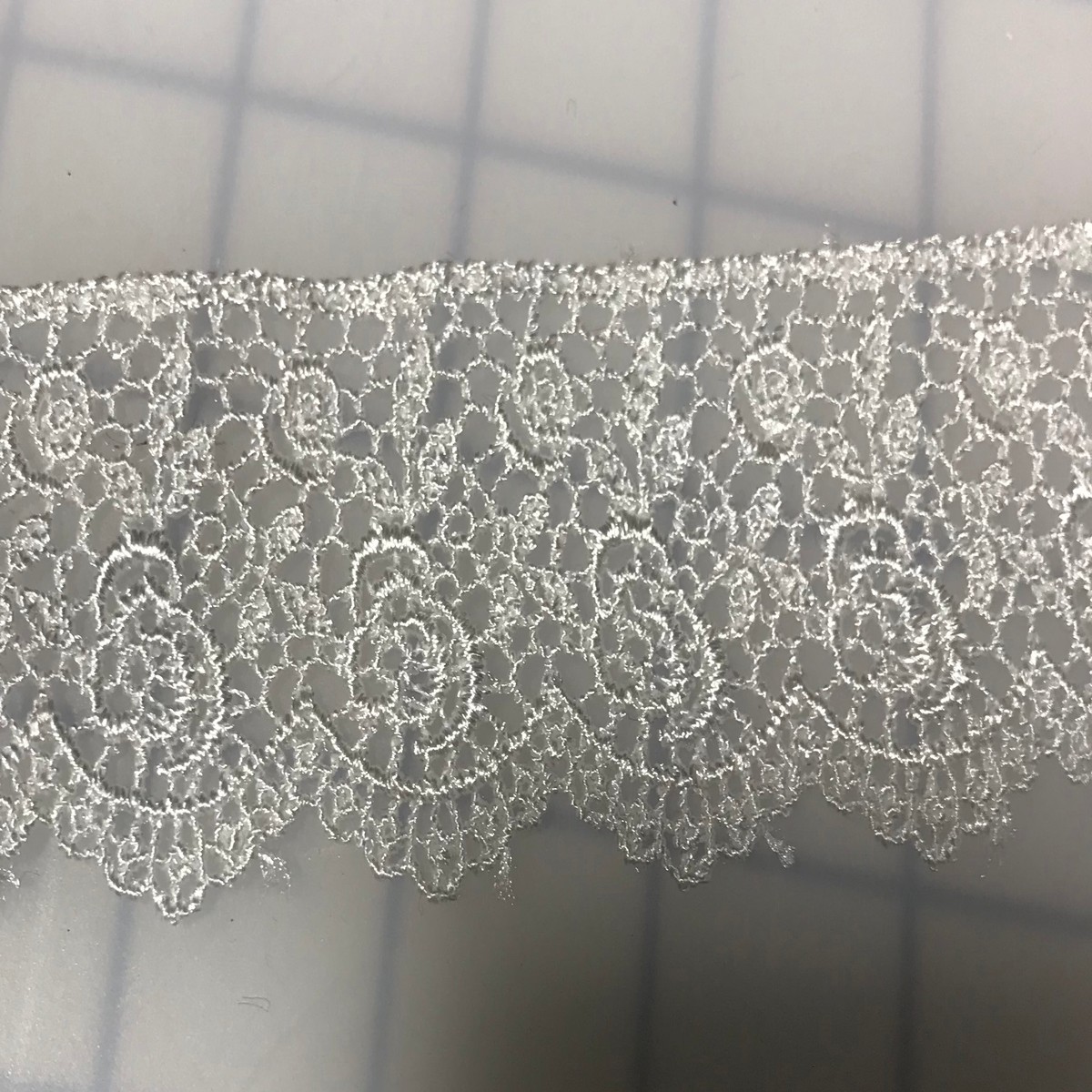 White Border Rose Floral - Guipure Bridal Lace (1-3/4" wide)