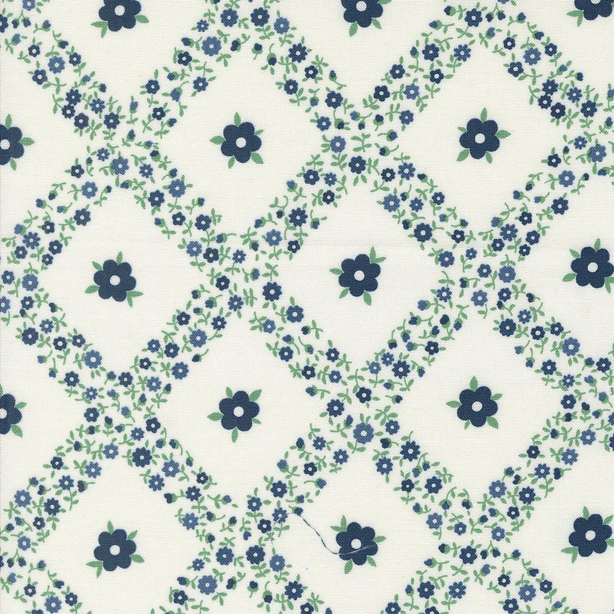 Rosemary Cottage ~ Trellis ~ 55311 24 Cream Navy