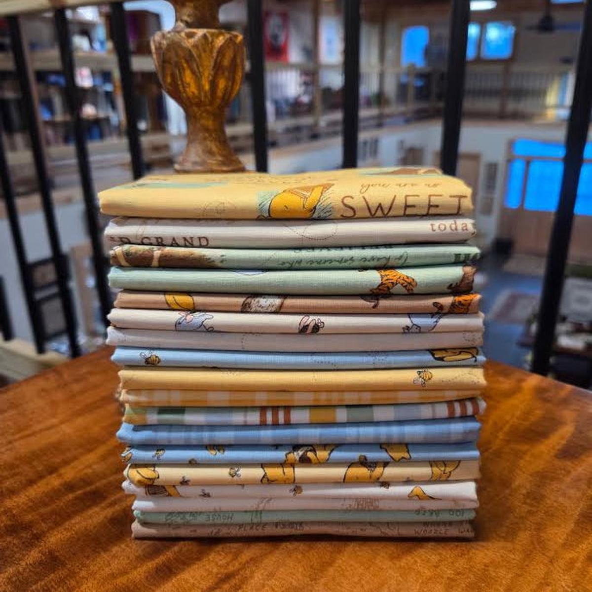Winnie the Pooh ~ Fat Quarter Bundle 18pcs
