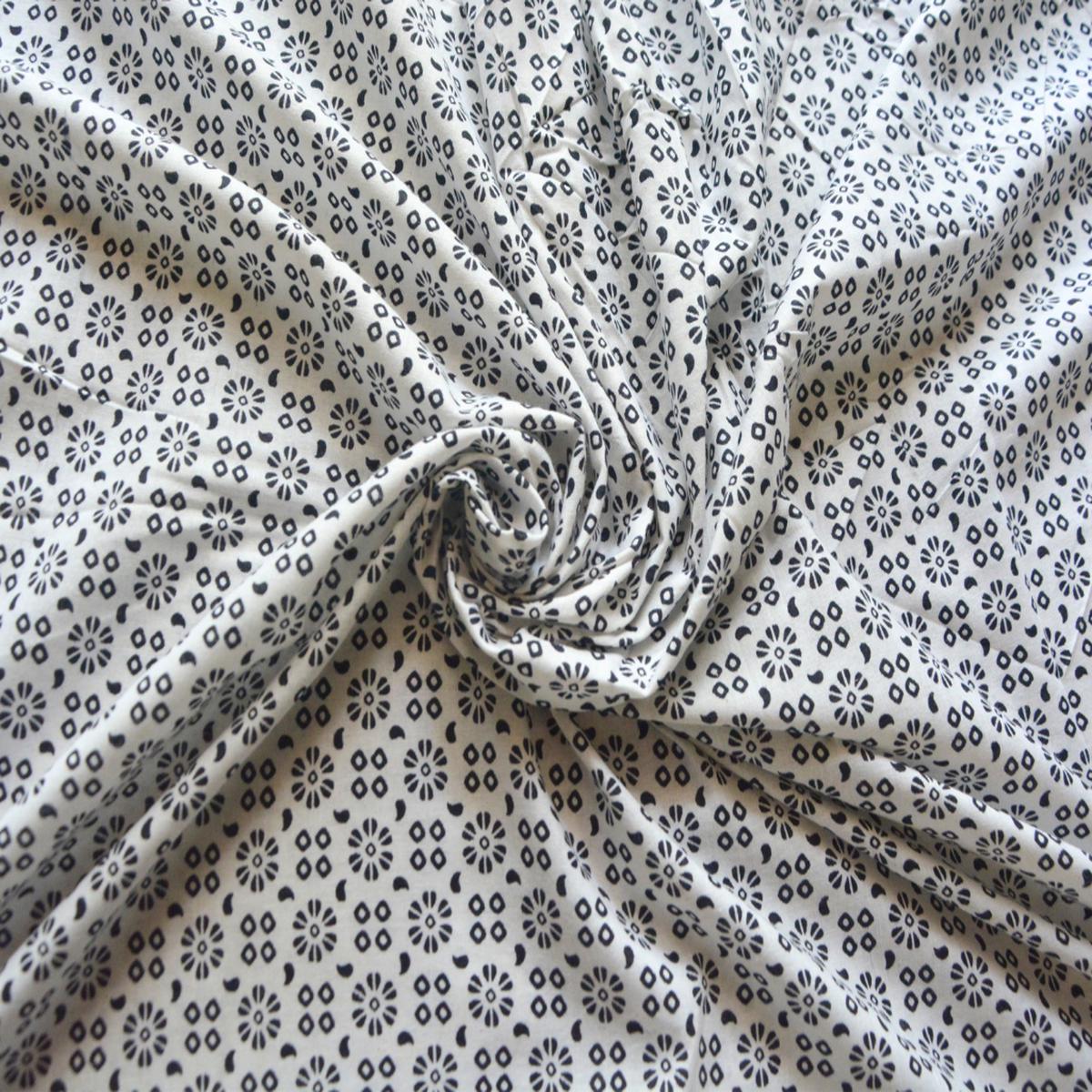 Precut Of 1.5 Meter White & Black Abstract Printed Pure Cotton Fabric