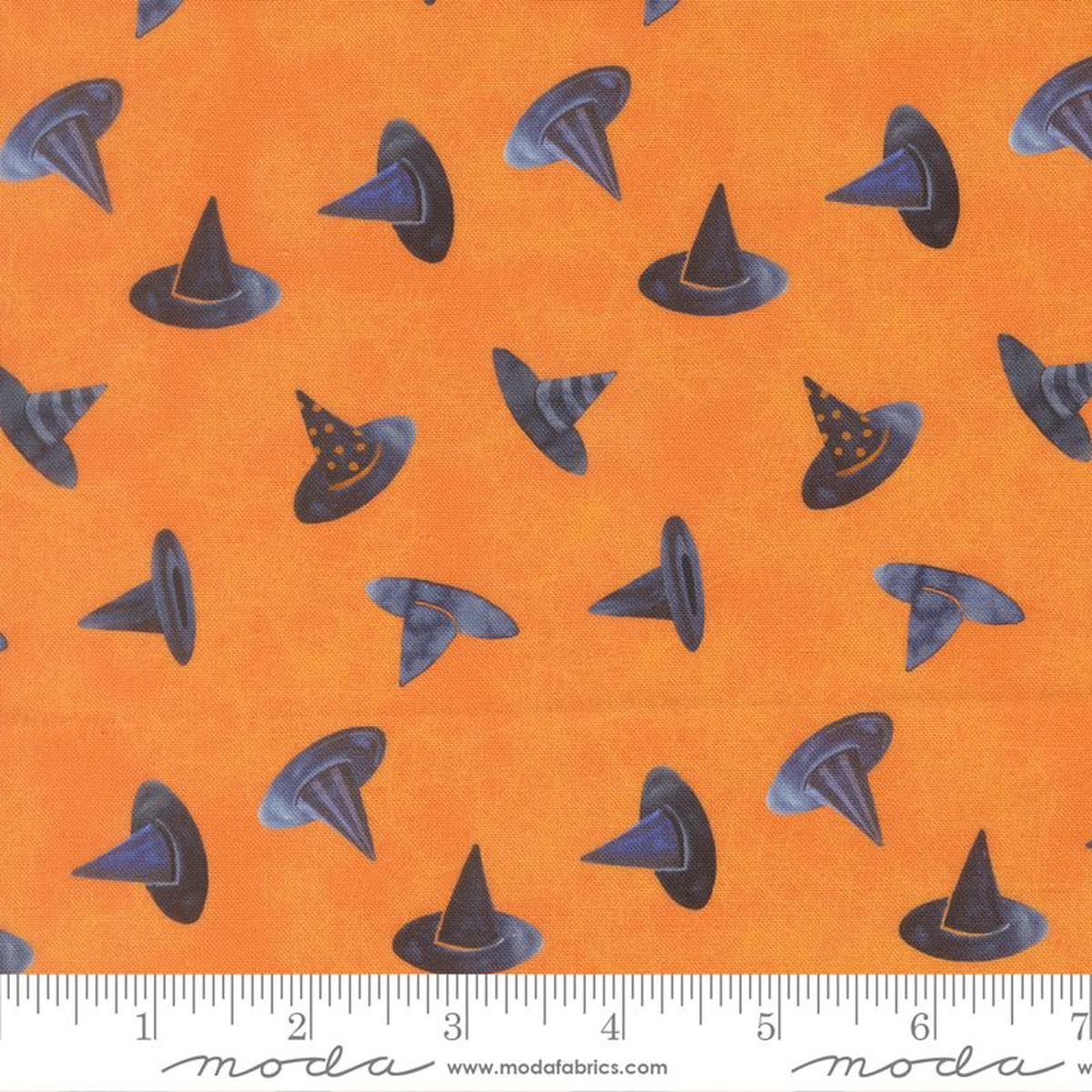 Coven - Witches Hat in Pumpkin - Robin Pickens - Moda (Pre-order: July 2026)