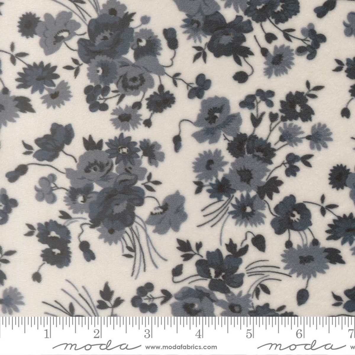 Cuddle With Moda - Somerset Florals in Cream/Navy - Camille Roskelley - Moda