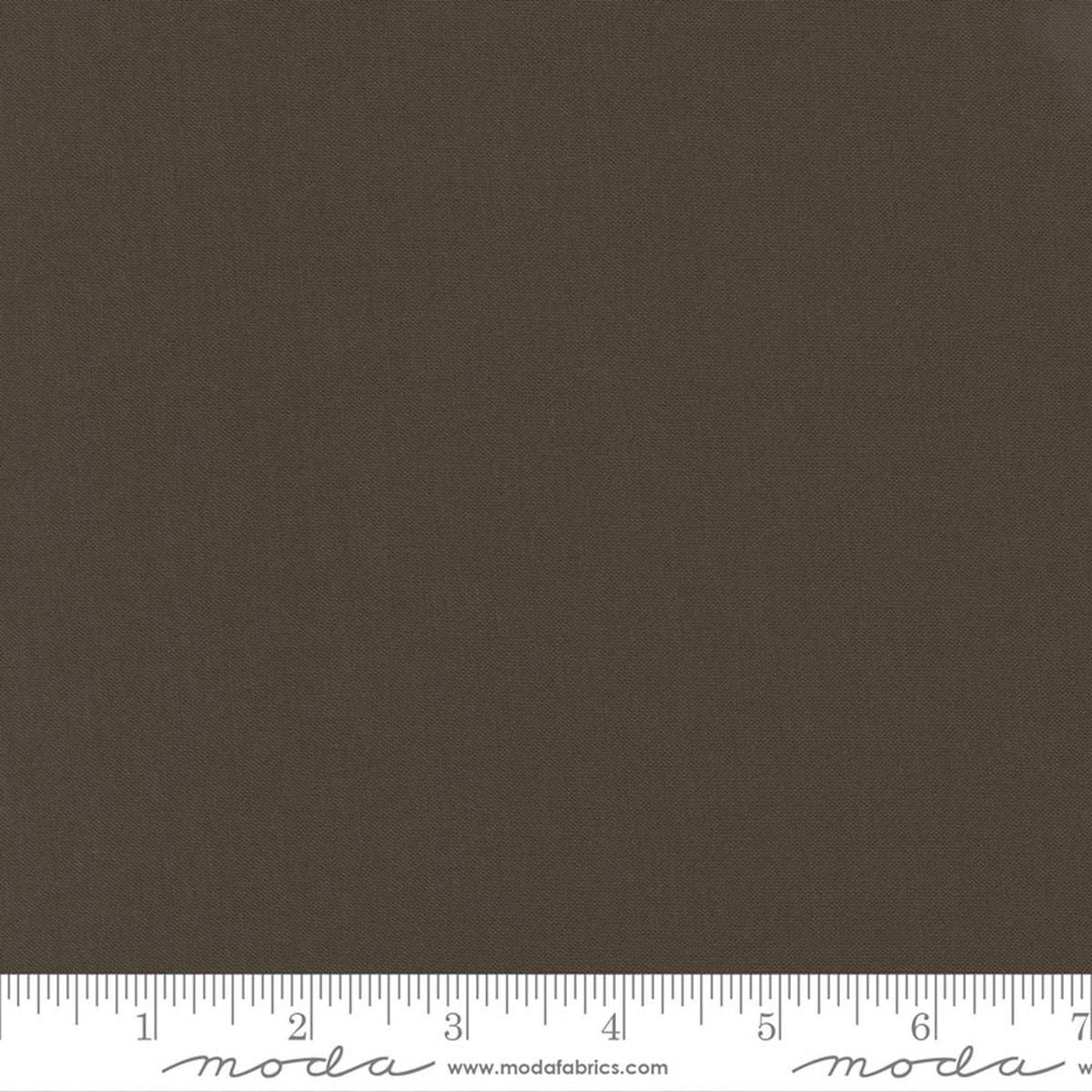Bella Solids - Betty's Brown (9900-125) - Bolt (6m)