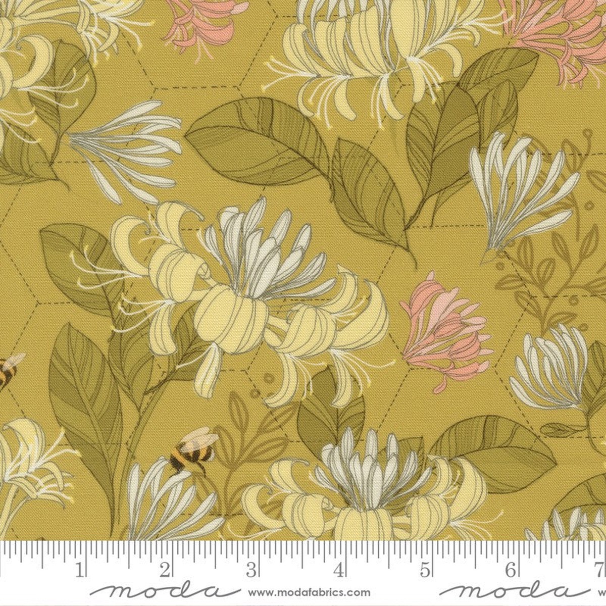 Pollinators - Honeysuckle in Golden - Robin Pickens - Moda (Pre-order: Jan 2027)