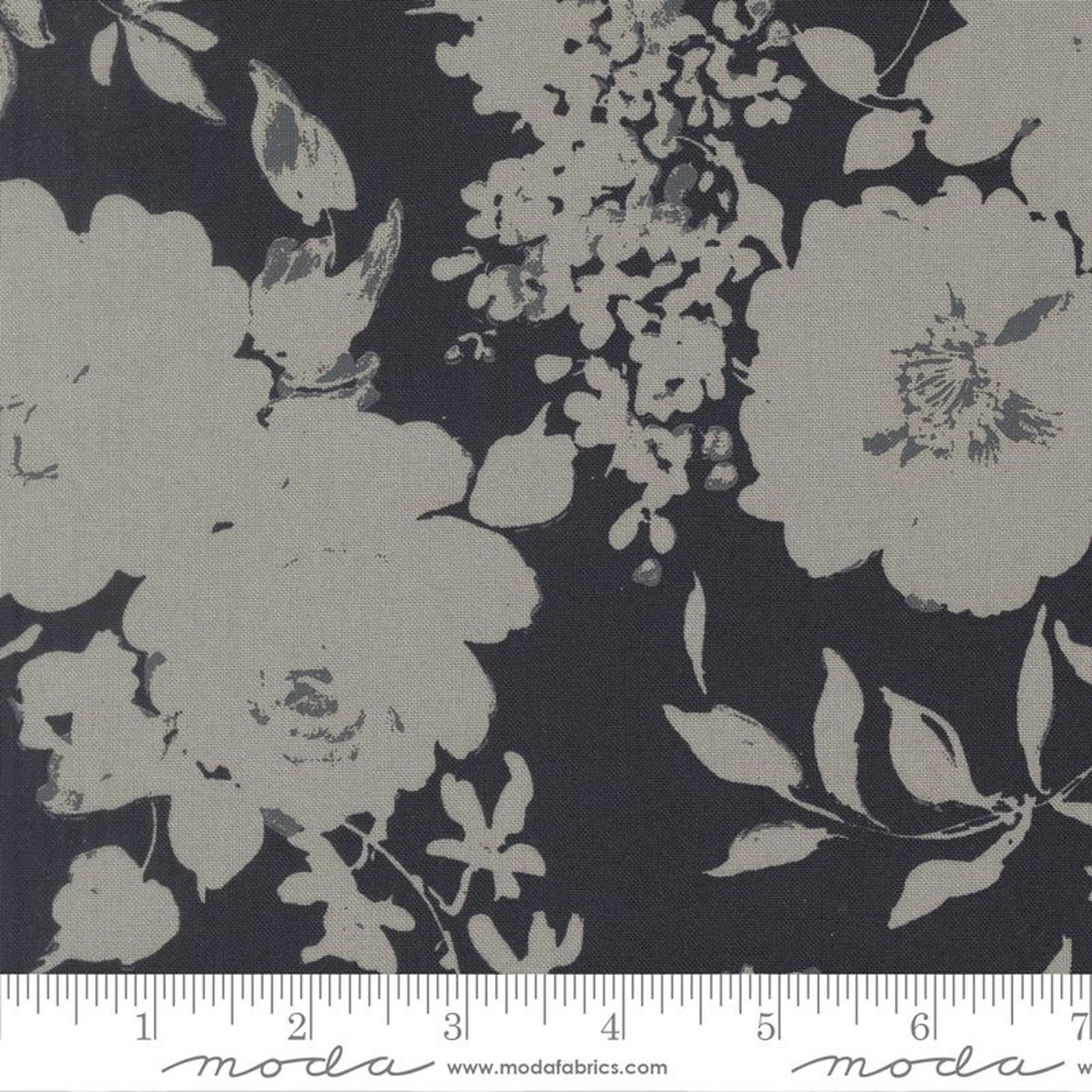 Arabesque 108" Wideback in Midnight - Moda