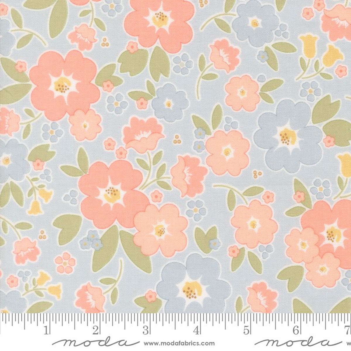 Handmade Sweetness - Vintage Blooms in Sky - Heather Briggs - Moda (Pre-order: Oct 2026)