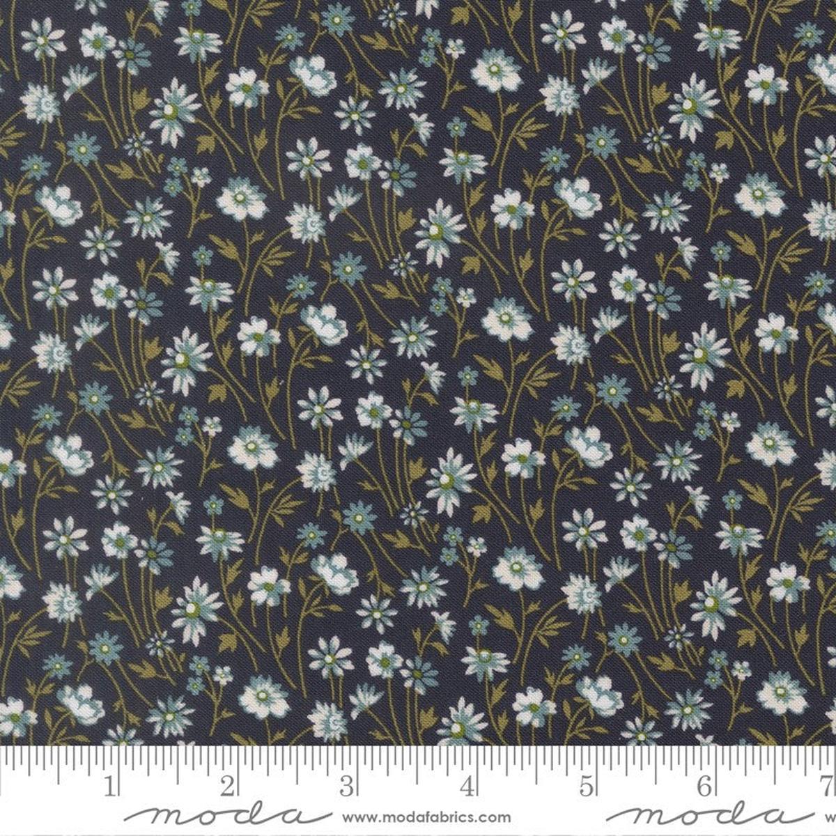 Chelsea Garden 2026 - Cheeky Posy in Midnight - Moda