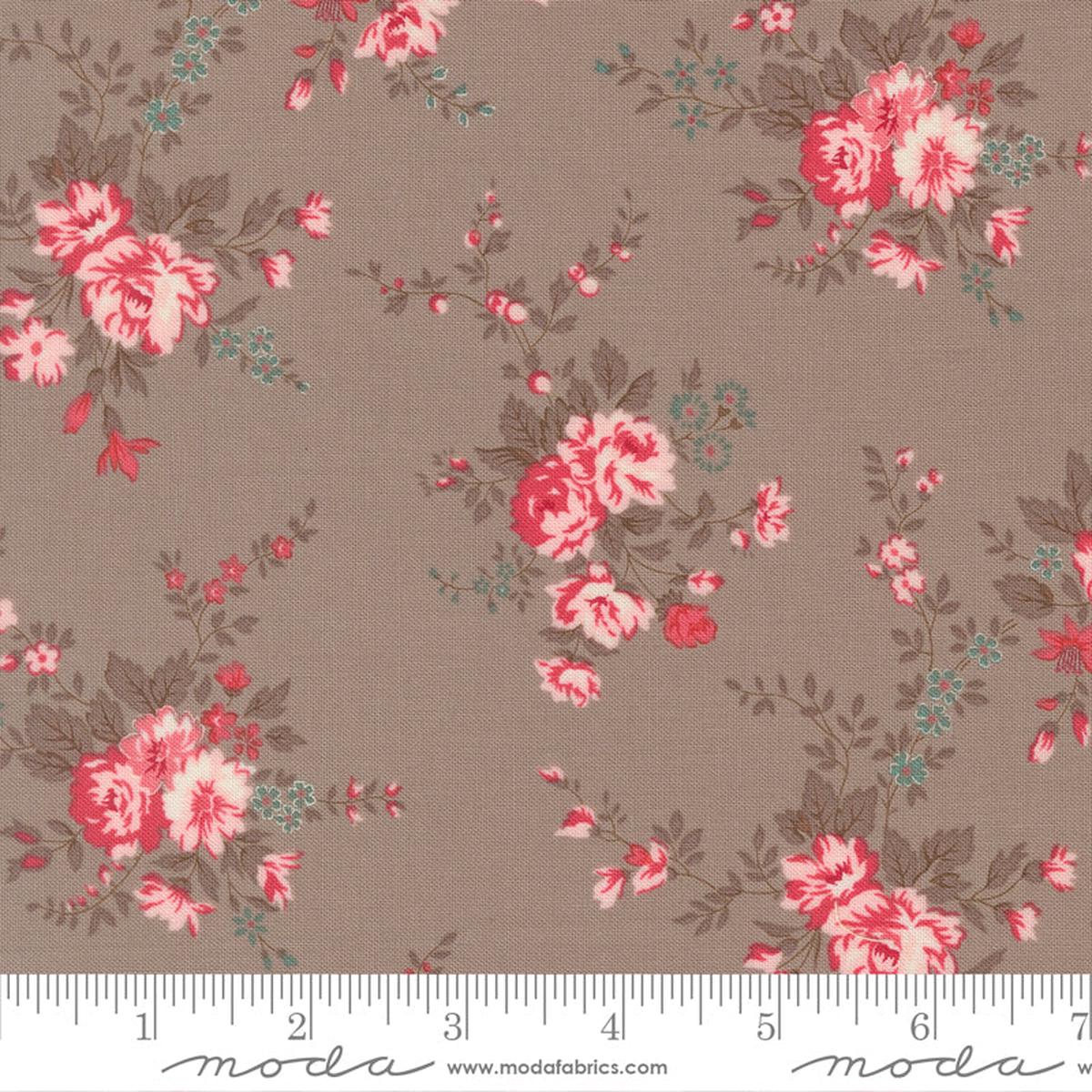 Lyda Rose - 3070-22 - Bunny Hill Designs - Moda
