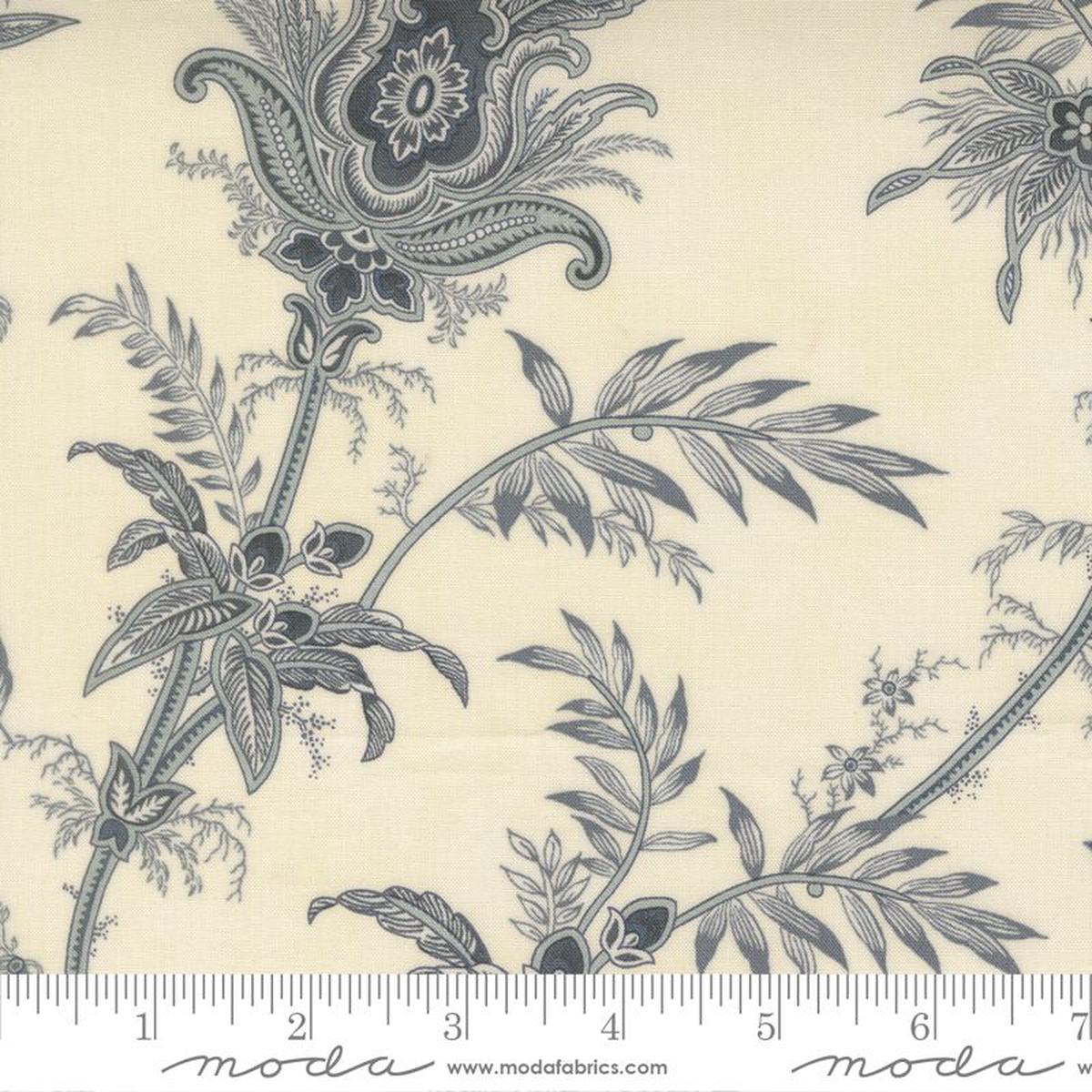 Breathtaking Blues - Plumes in Porcelain - 3 Sisters - Moda