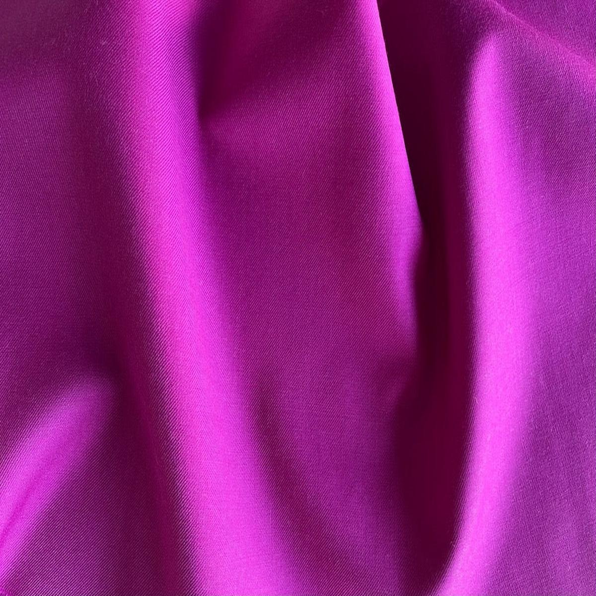 Bright Fuchsia Selvedged 150s Wool Suiting (Made in Italy)
