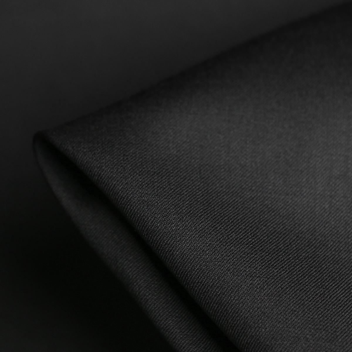 Signore Giorgio Black Wool Suiting