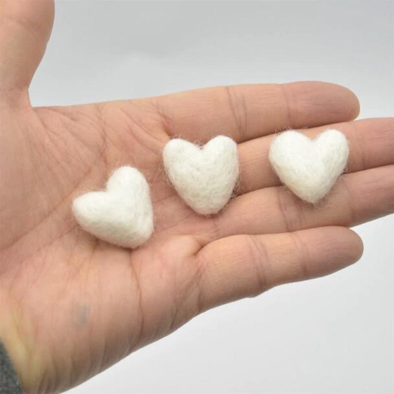 Set of 3 Handmade Felt Hearts - 2cm - Ivory White