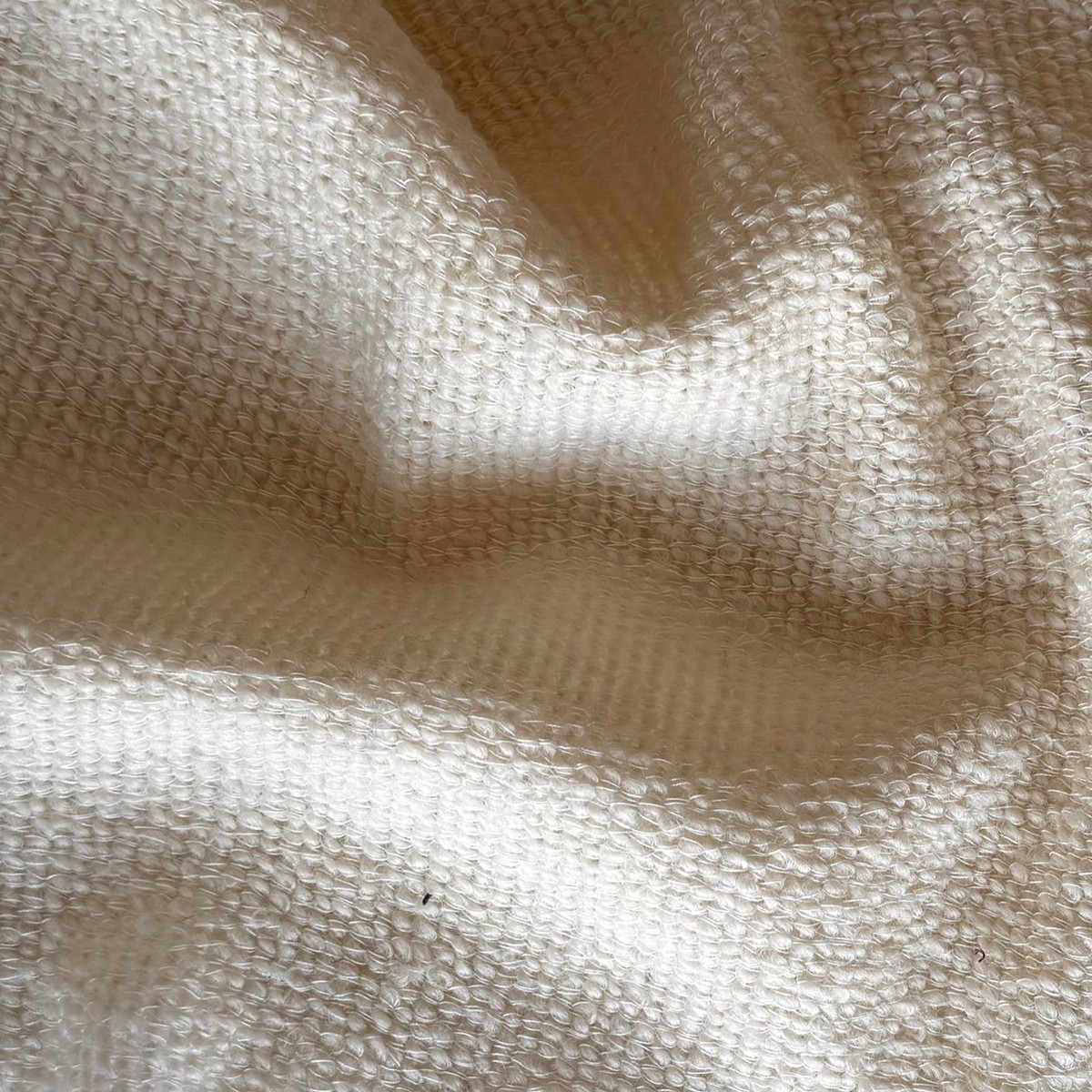 High-End Pale Ivory Wool Blend Boucl (Made in Italy)