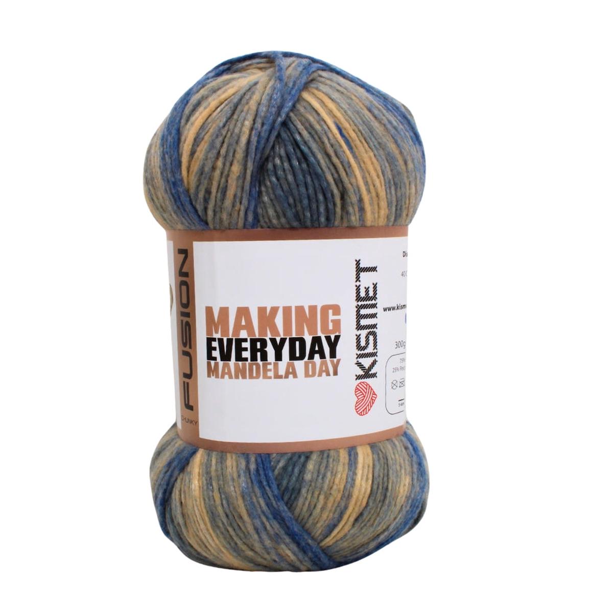 67 Blankets Fusion Chunky 300g Glacier A