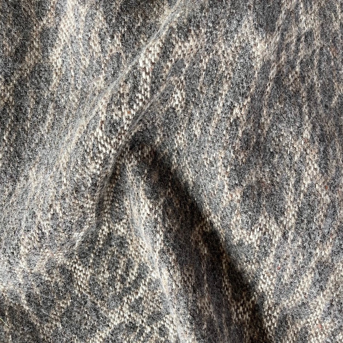 Reversible Pale Brown & Grey Cool Leopard Wool Blend (Made in Italy)