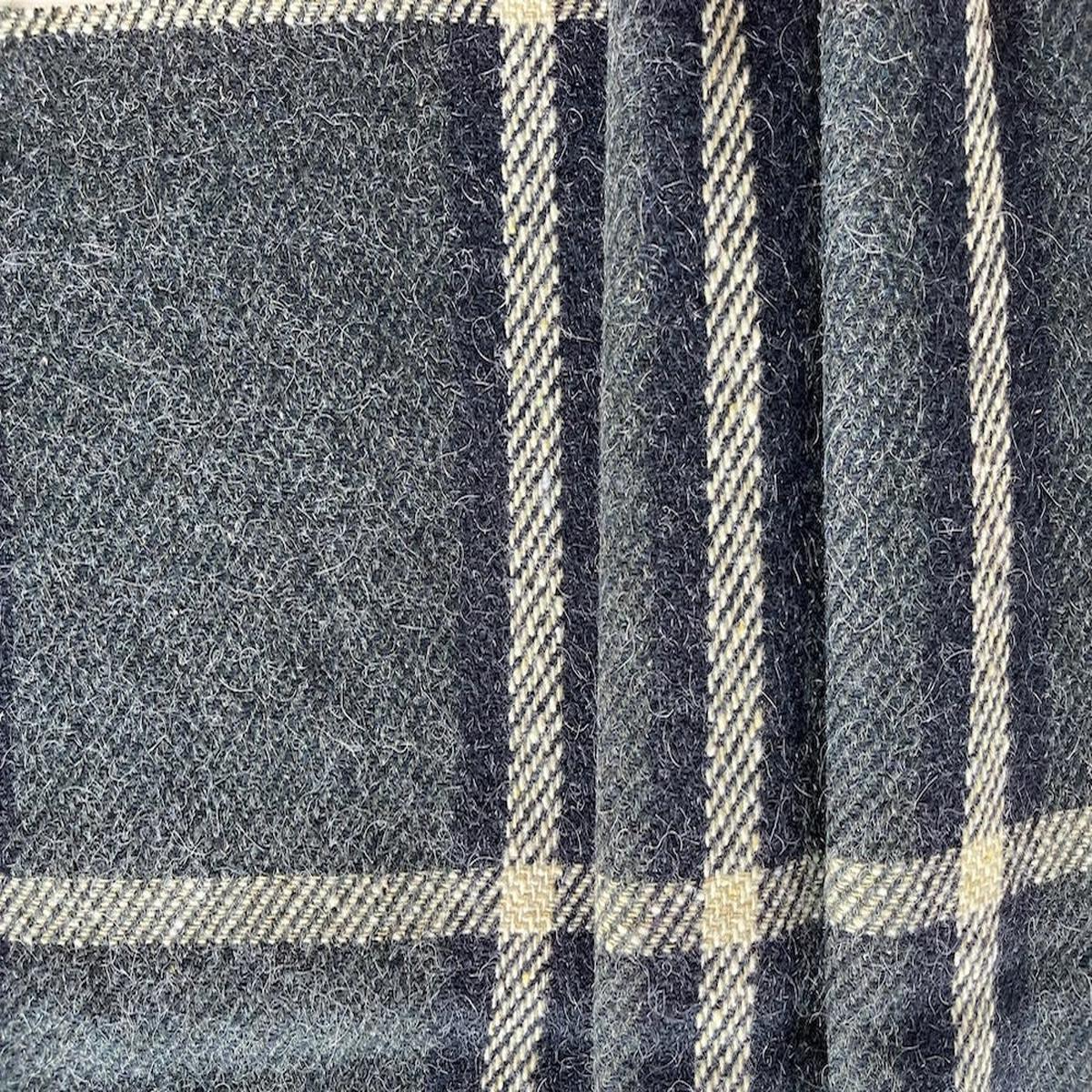 D&G Dramatic Stormy Skies Shetland Wool Plaid (Made in Italy)