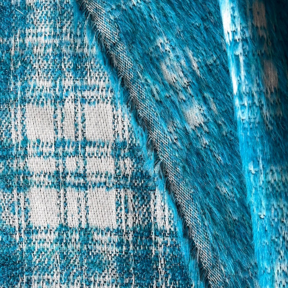 Peppy Turquoise & Winter White Plaid Wool Boucl (Made in Italy)