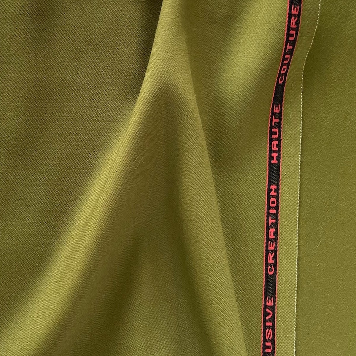 Midweight Spring Olive Selvedged Stretch Wool Suiting (Made in Italy)