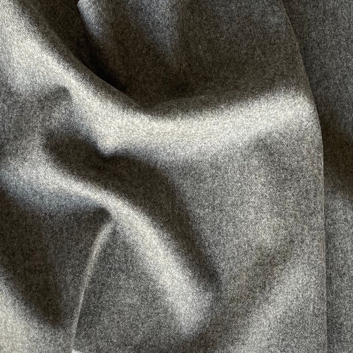High-End HeatheredPigeon Grey Wool Flannel (Made in Italy)