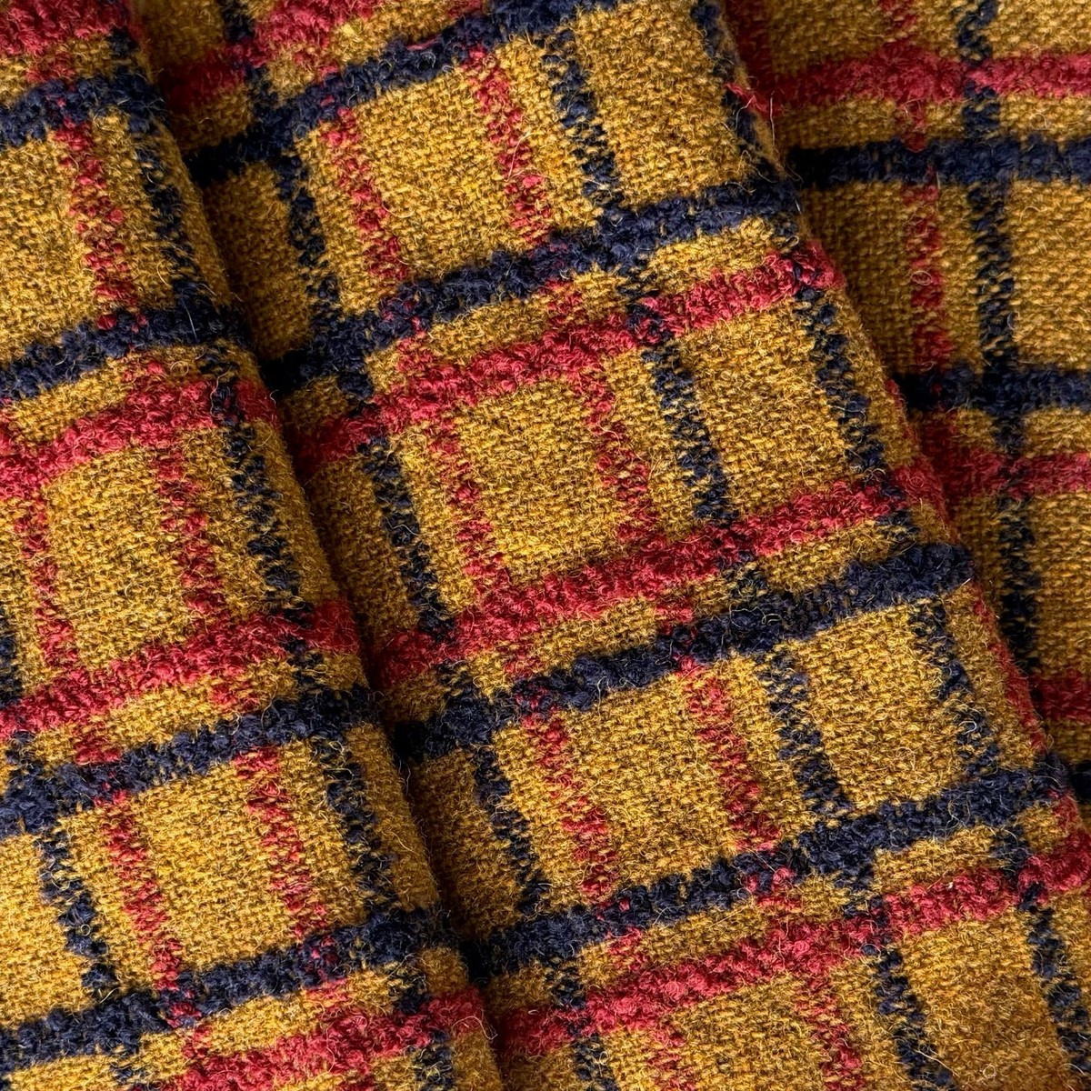 Playful Spiced Goldenrod Wool Blend Plaid Boucl (Made in Italy)