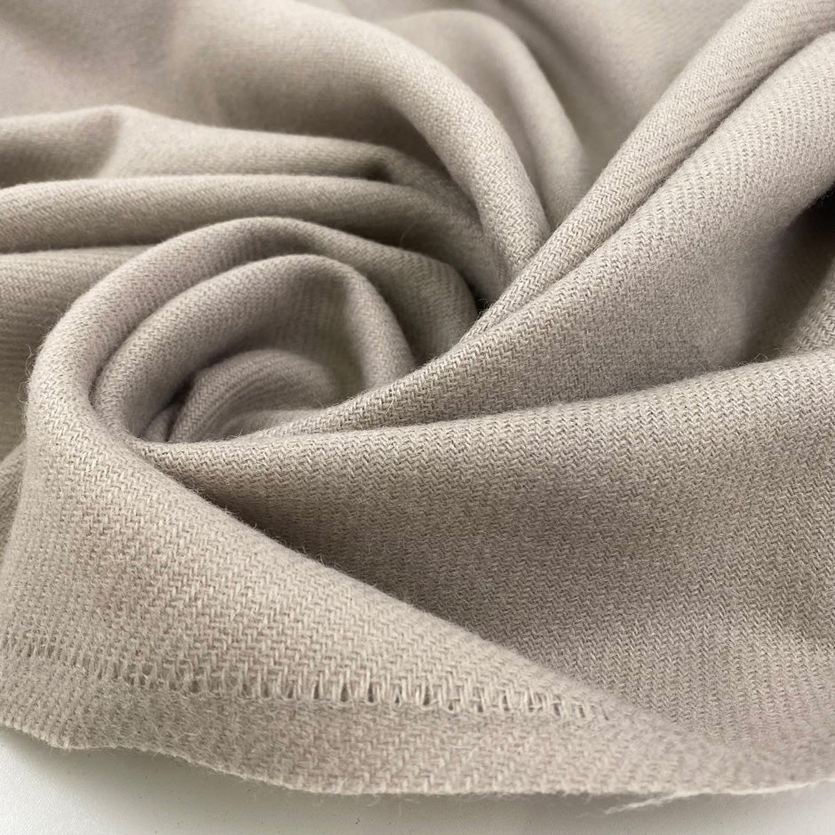 Wool Shetland Beige