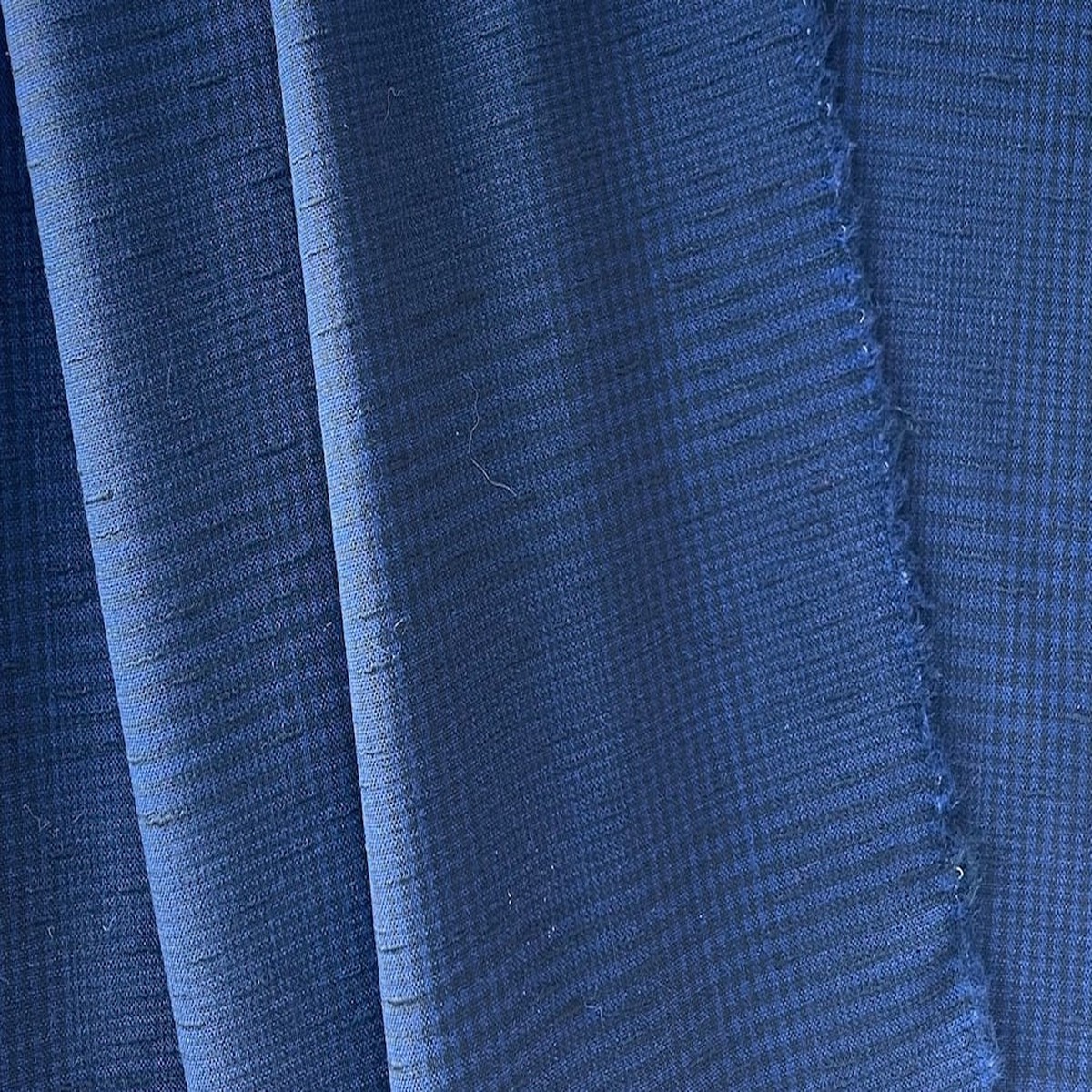 Fratelli Tallia di Delfino Light-Weight Distinctive Slubby Navy & Raven's Wing Wool Plaid (Made in Italy)