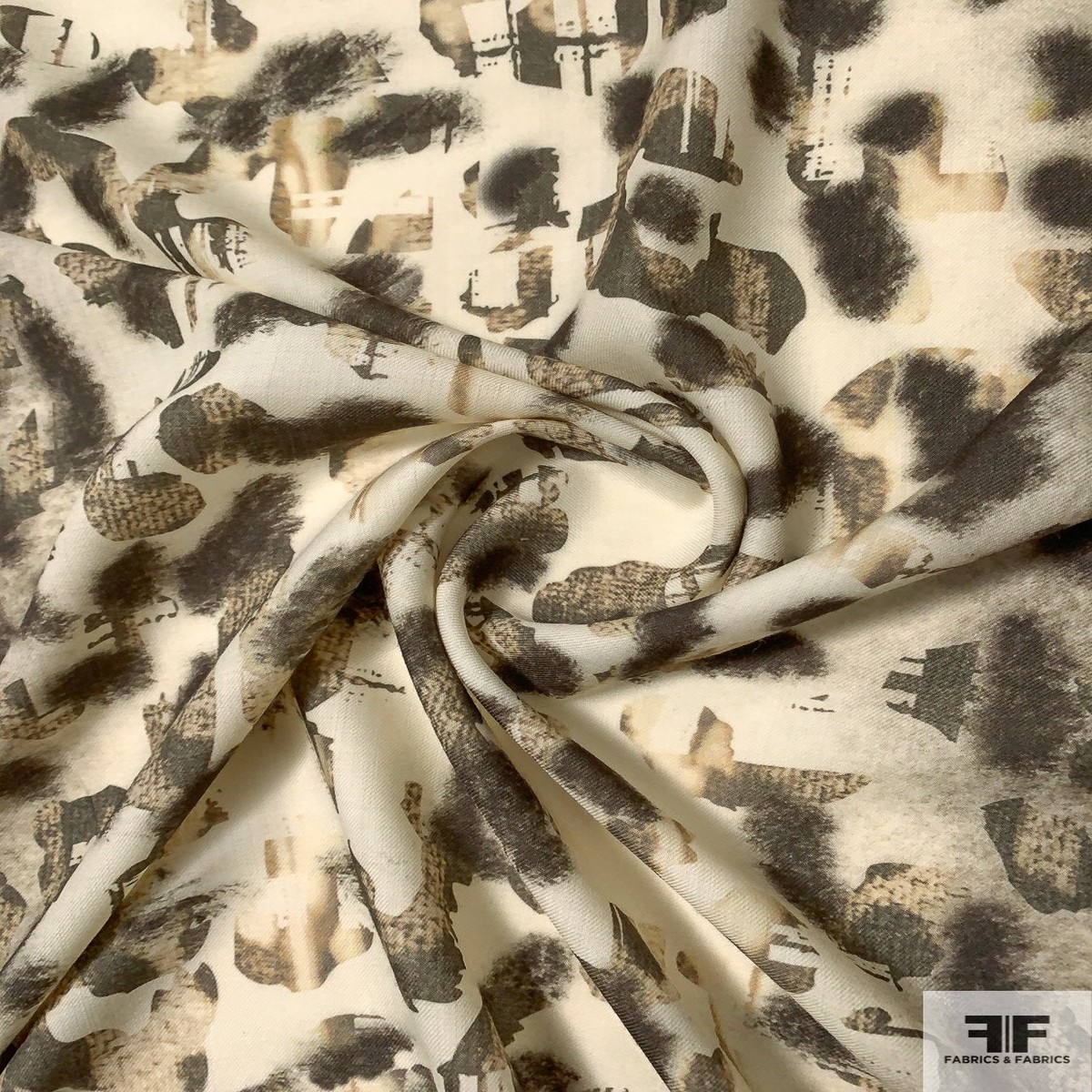 Italian Plain-Weave Abstract Printed Wool - Stone / Grey / Off-White