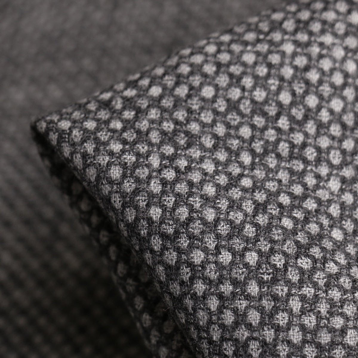 Birdseye Grigio Wool