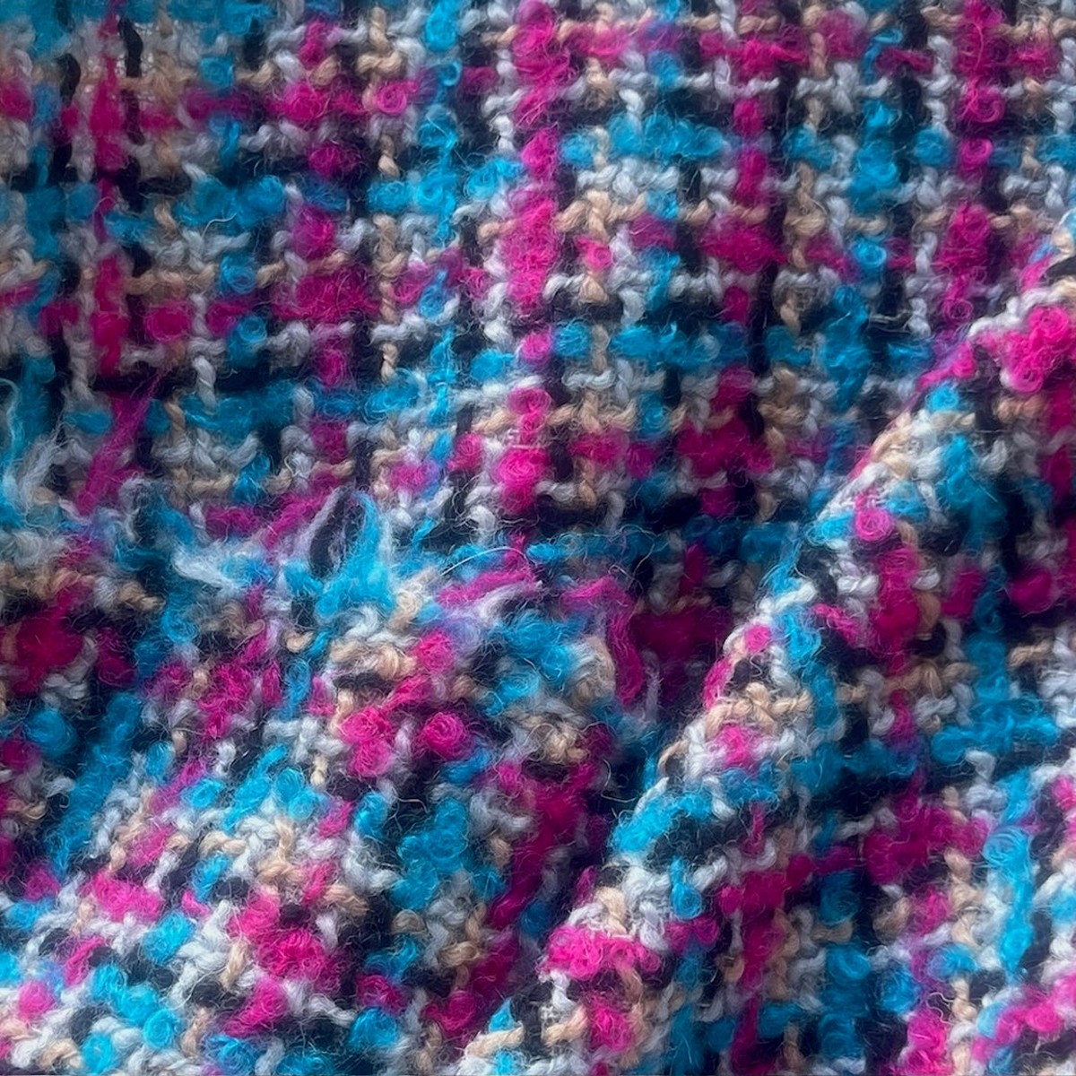 Mid-Weight Turquoise & Hot Pink Plaid Wool Boucl (Made in Italy)